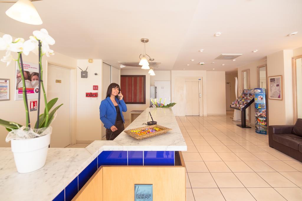 Inter-Hotel Sea Side Park Вилньов Любе Екстериор снимка