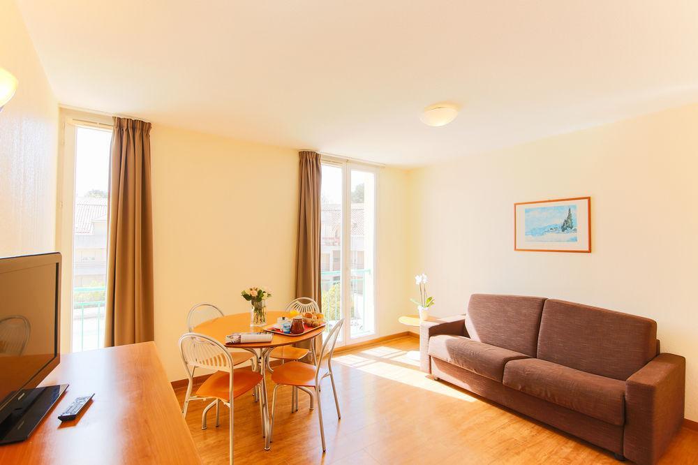 Inter-Hotel Sea Side Park Вилньов Любе Екстериор снимка