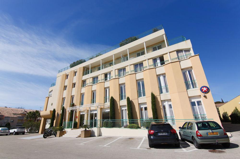 Inter-Hotel Sea Side Park Вилньов Любе Екстериор снимка