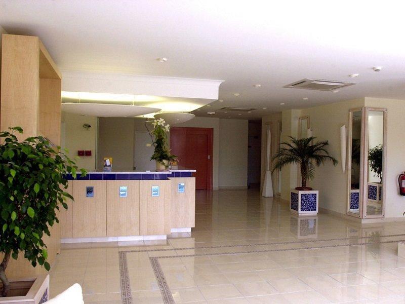 Inter-Hotel Sea Side Park Вилньов Любе Интериор снимка