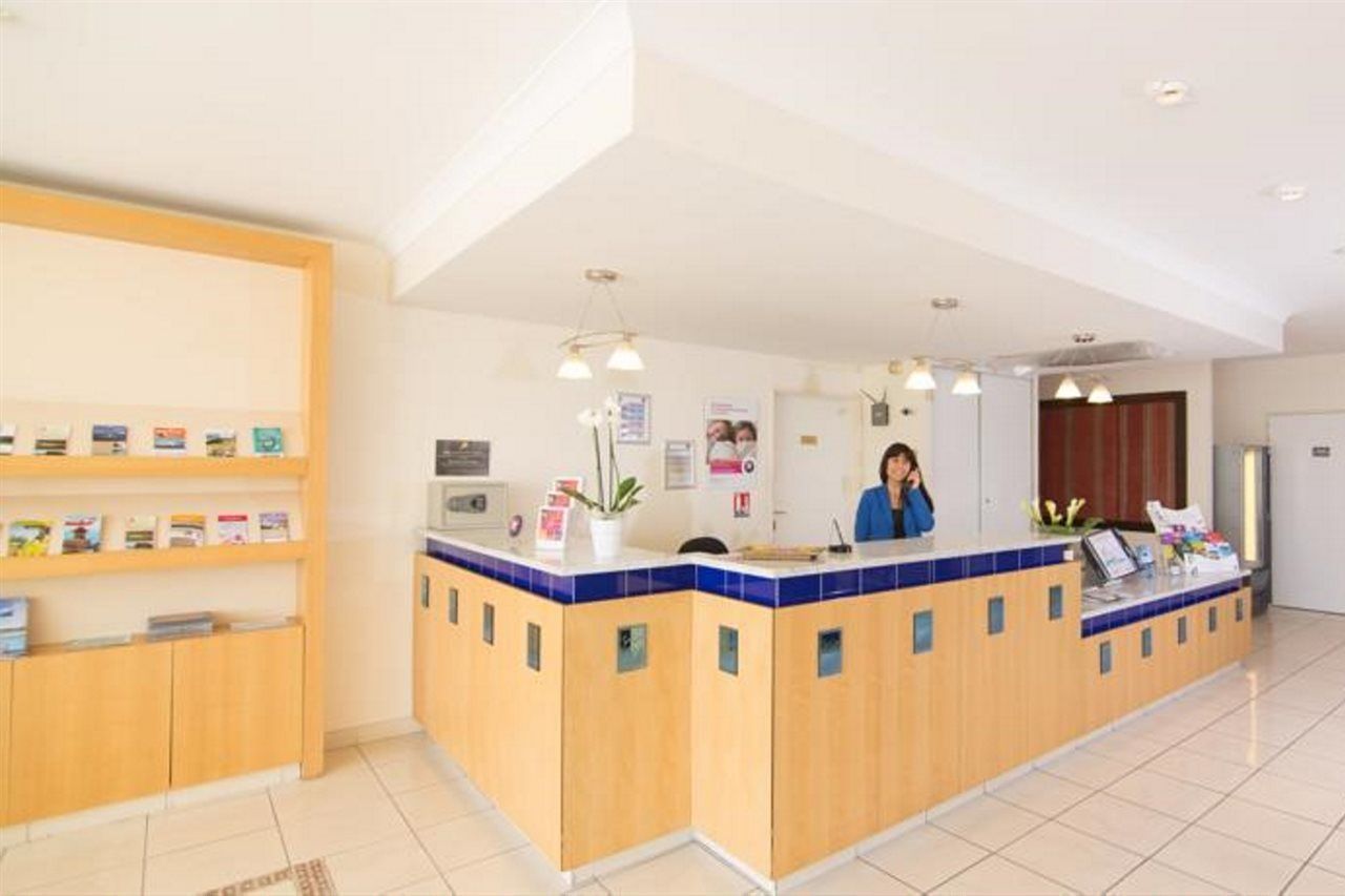 Inter-Hotel Sea Side Park Вилньов Любе Екстериор снимка